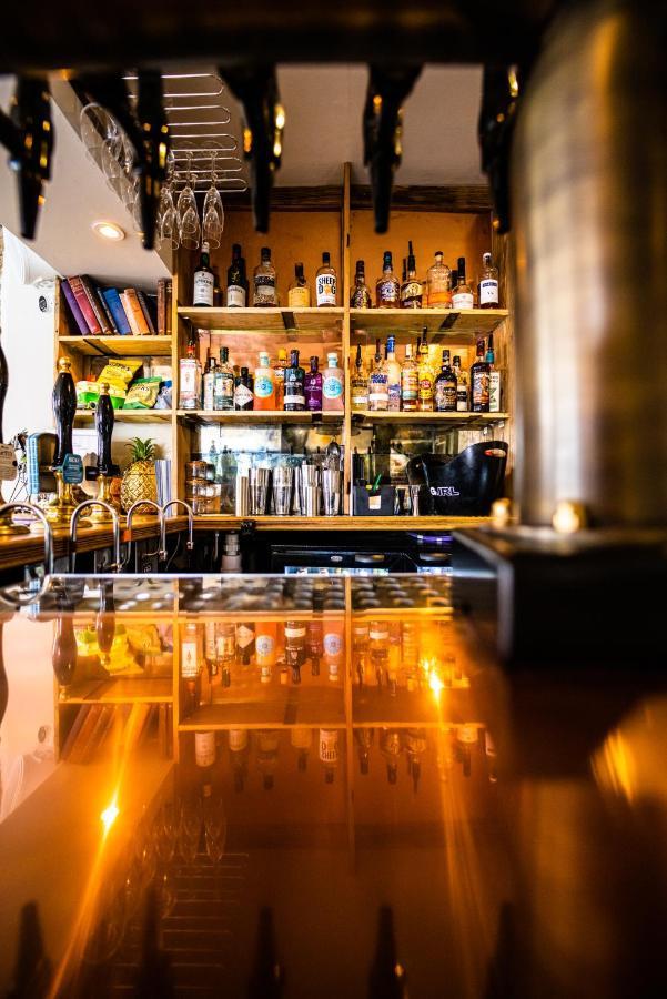 The Griffin Inn Бат Экстерьер фото