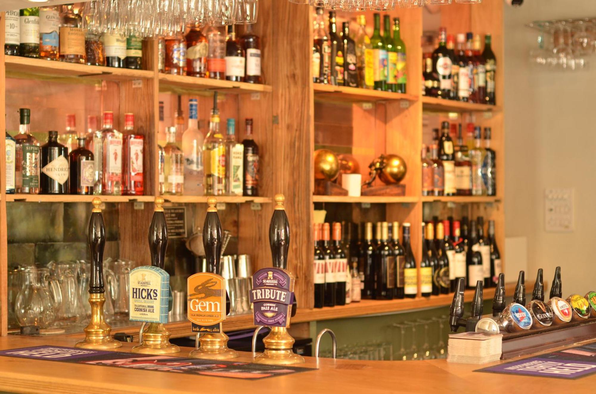 The Griffin Inn Бат Экстерьер фото